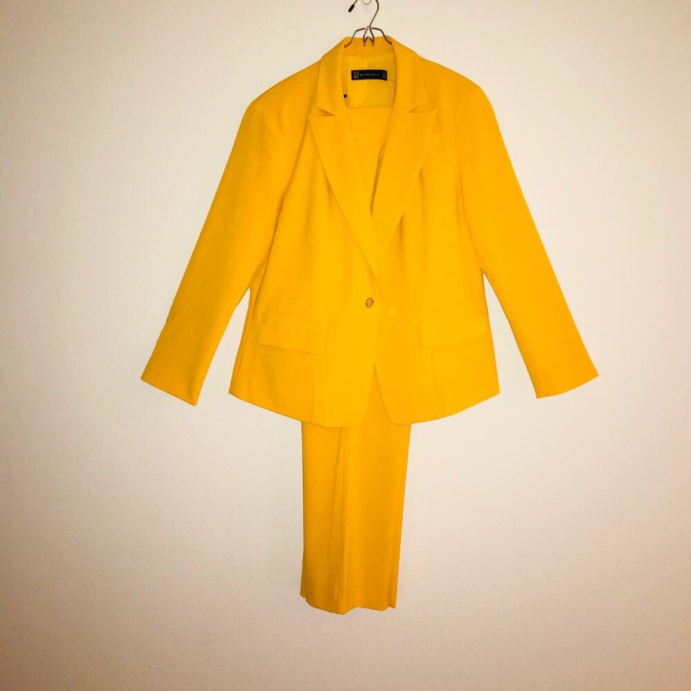 Brand New! Yellow Women's Pantsuit by New York & Co.